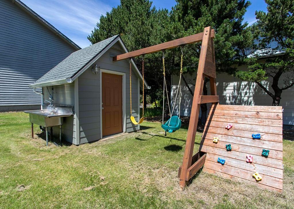 Silver Star Rockaway Beach Exterior photo